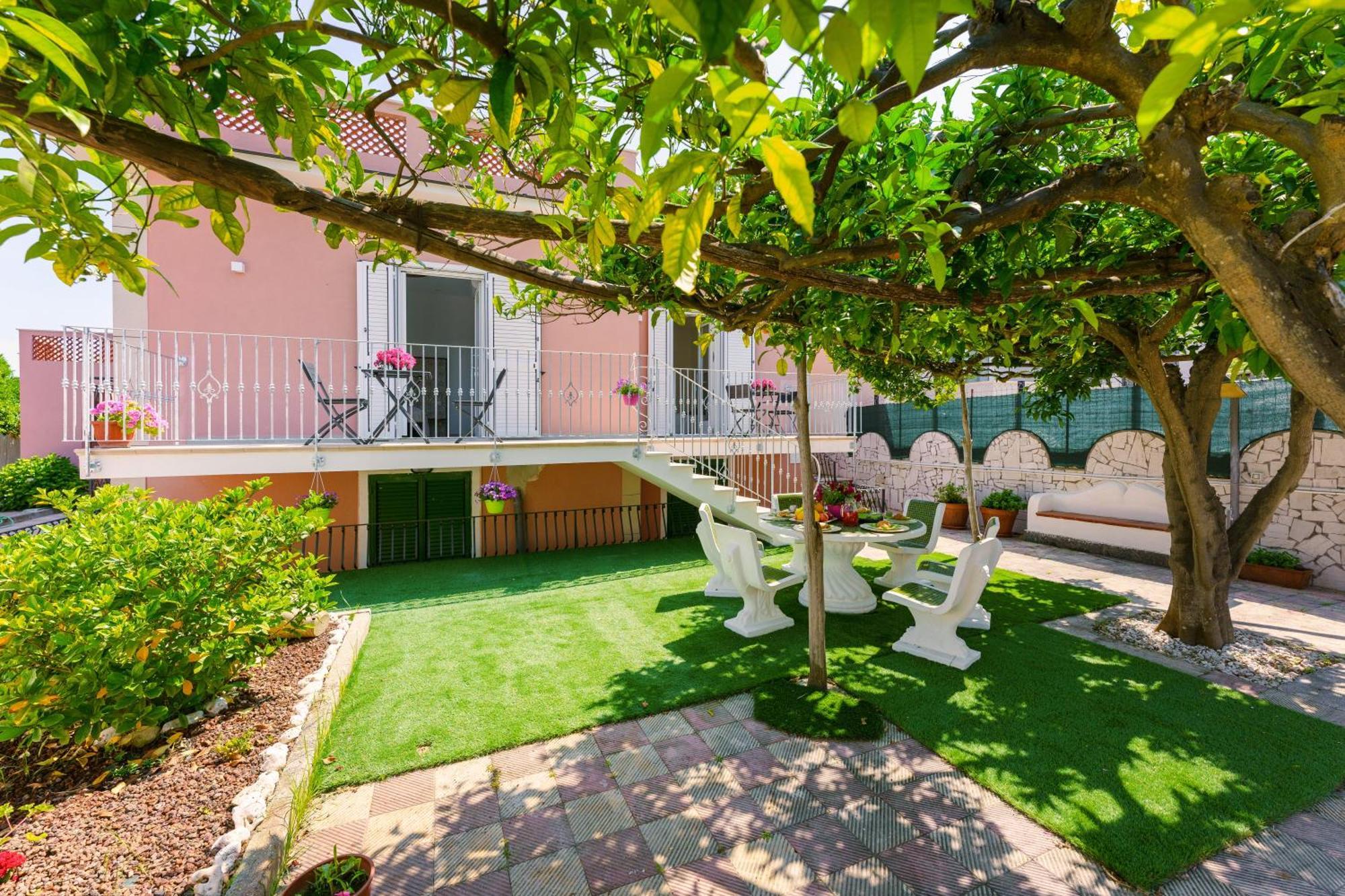 مبيت وإفطار بروسيدا Le Jardin المظهر الخارجي الصورة
